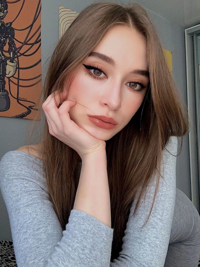 Шлюха Инна Русая c 3 размером груди у метро Беговая Питер Фото - 3