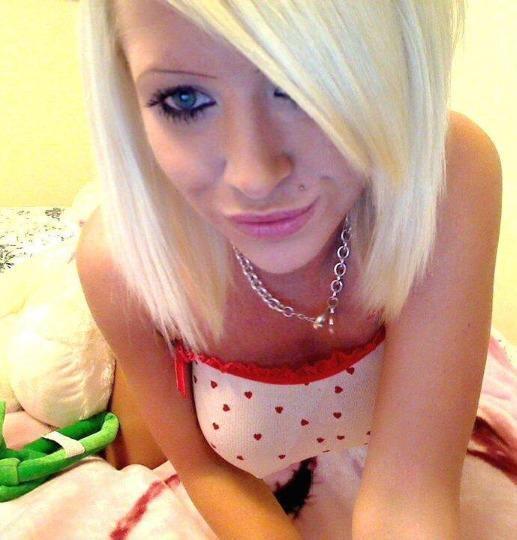 Шлюха Анжелика Блондинка c 4 размером груди у метро Василеостровская Питер Фото - 4