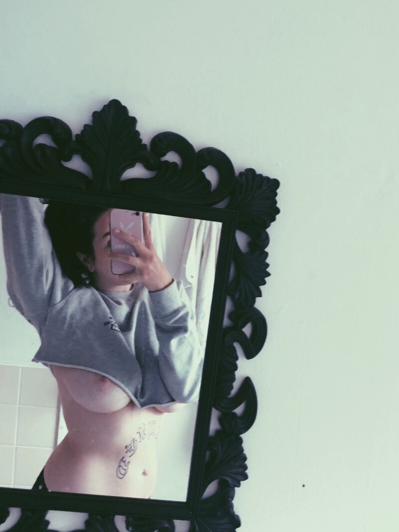 Индивидуалка Лилия Брюнетка c 3 размером груди у метро Горьковская Санкт-Петербург Фото - 2