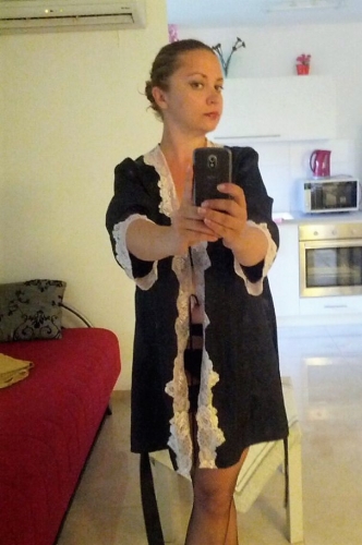 Шлюха индивидуалка Карина Шатенка c 4 размером груди у метро Елизаровская Питер Фото - 2