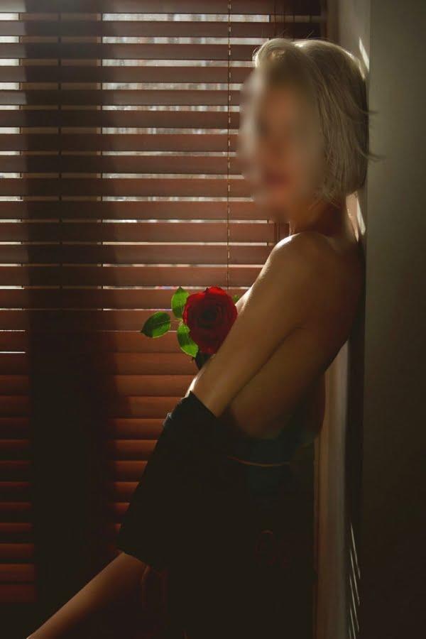 Проститутка СПб Диана Парк Победы, 8(931)247-44-95