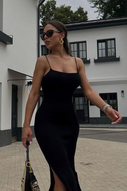 Проститутка индивидуалка Луна Брюнетка c 3 размером груди у метро Купчино СПб Фото - 3