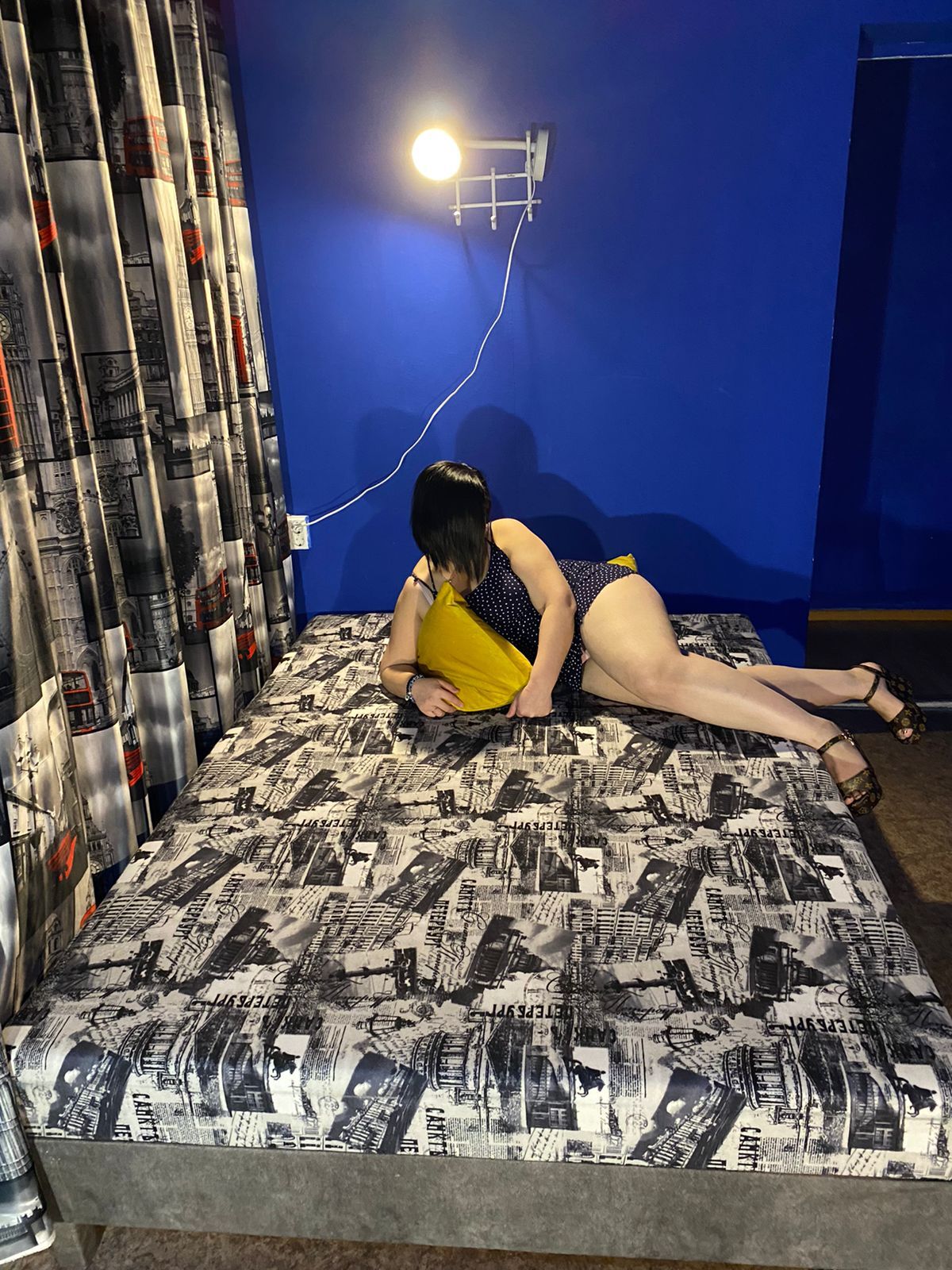 Проститутка Оленька Брюнетка c 4 размером груди у метро Адмиралтейская СПб Фото - 4