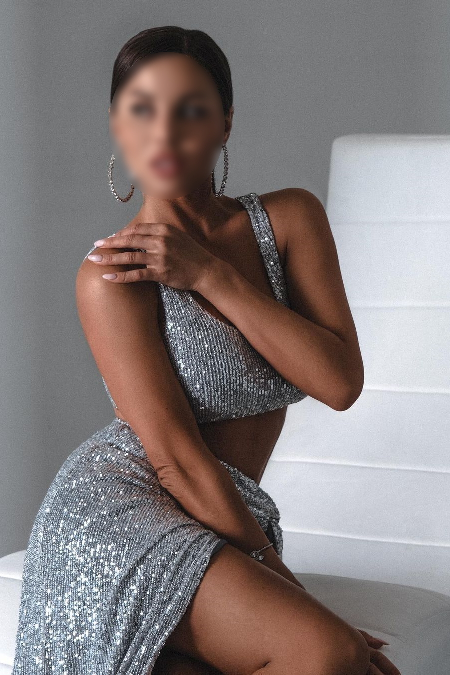 Проститутка индивидуалка Маша Брюнетка c 3 размером груди у метро Спортивная СПб Фото - 5